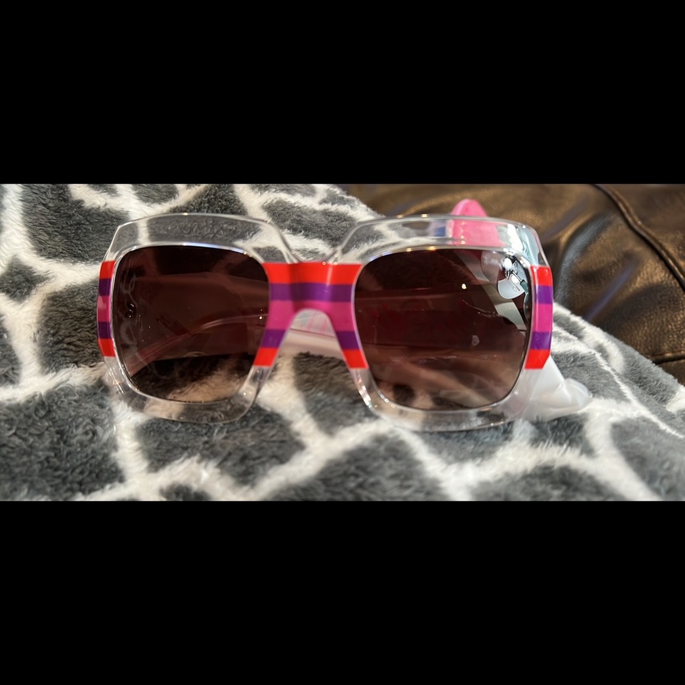 Lilly Pulitzer  sunglasses